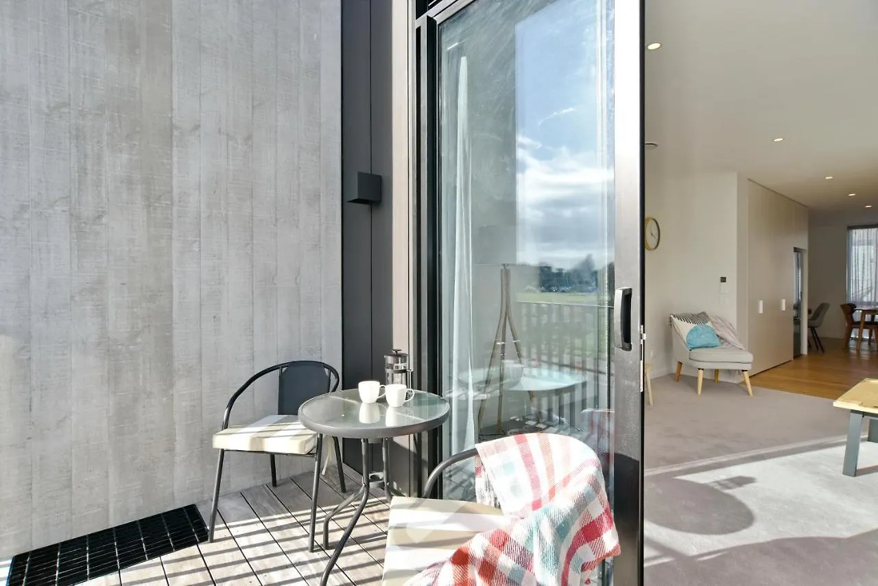Worcester Terrace One - Christchurch Holiday Homes 0*,